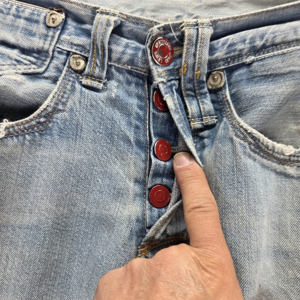 VTG Levis Engineered Jeans Mens Blue Light Wash Button Fly Fits 30x30